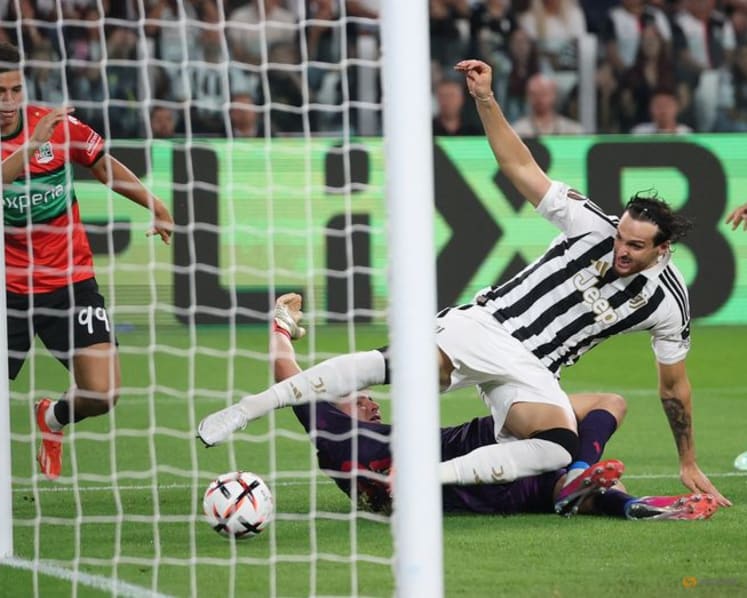 Juventus hammer Njimigen 5-0 as keeper suffers Europa League nightmare