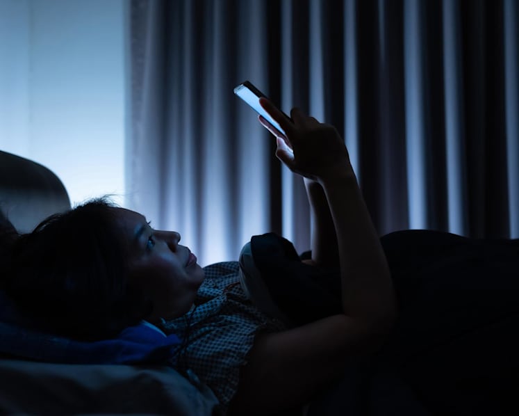 Why are some Chinese youth calling themselves ‘rat people’, and what issues does it surface?