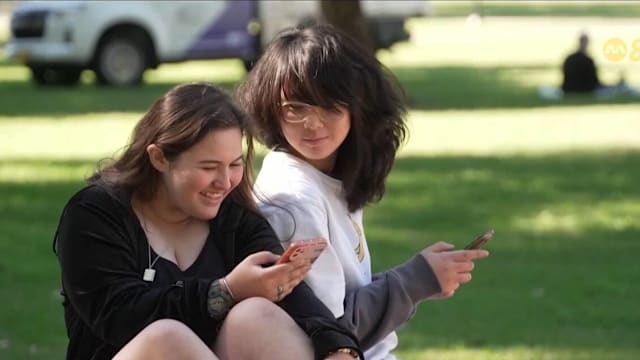 澳洲社媒禁令满七个月 调查：青少年仍照常使用社媒