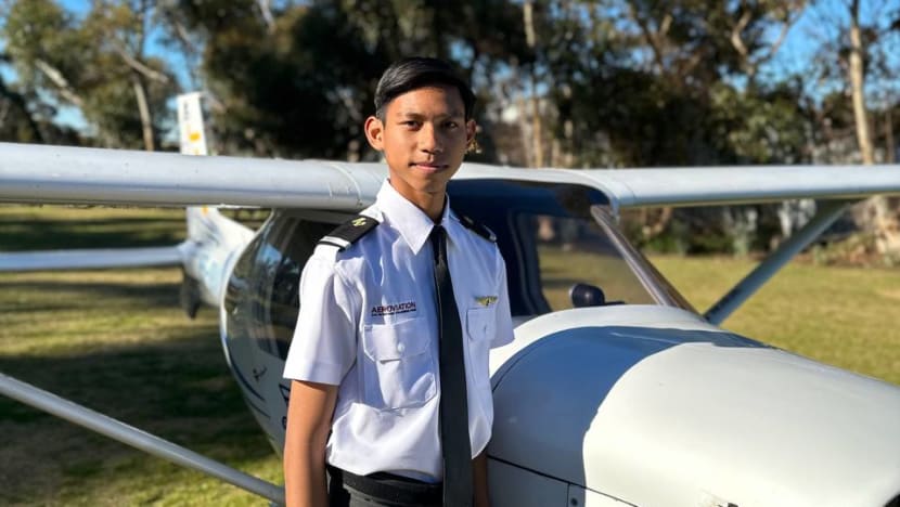 Mohd Anaqi Mohd Rizal terbang ke Australia, dapat lesen juruterbang rekreasi pada usia 16 tahun 