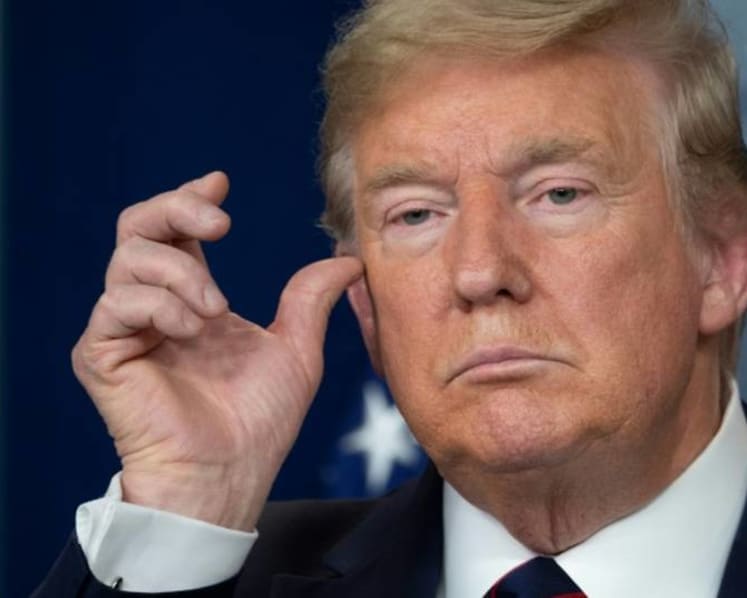 Commentary: Trump fights a two-front war on the coronavirus