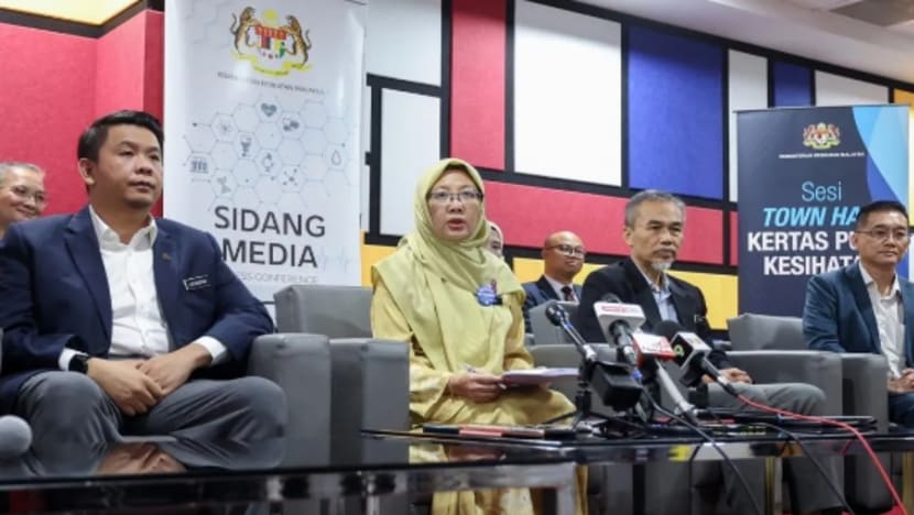 Penularan COVID-19 dalam negara masih terkawal, kata Menteri Kesihatan M'sia Penularan COVID-19 dalam negara masih terkawal, kata Menteri Kesihatan M'sia