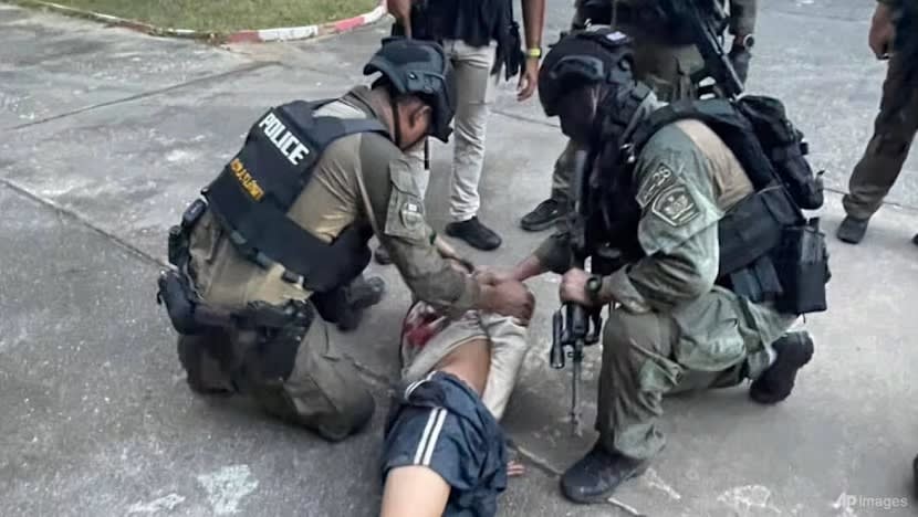 Penembak ditahan selepas masuk sekolah di selatan Thailand, tebusan dibebaskan: Polis