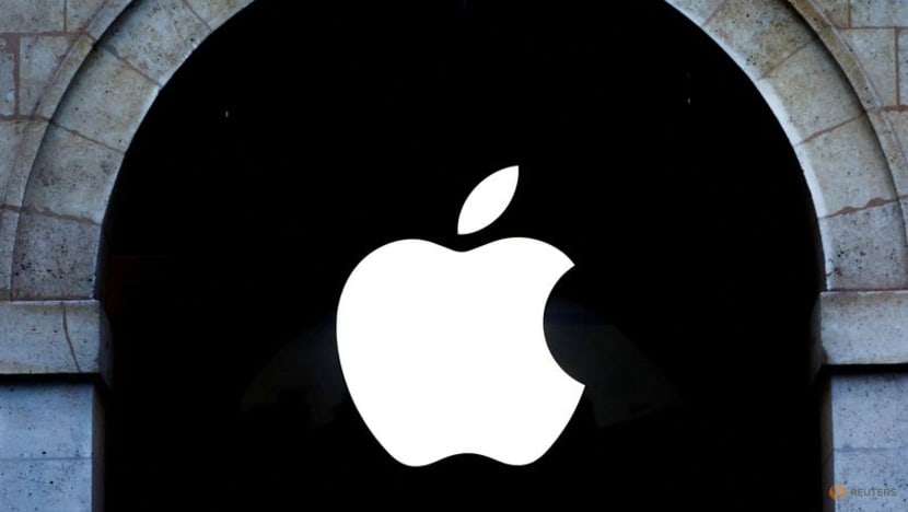 Multiple Apple services down for users in US Multiple Apple services down for users in US