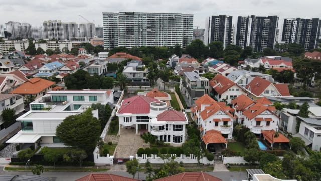 新加坡非有地私宅价格指数8月环比微涨0.3%