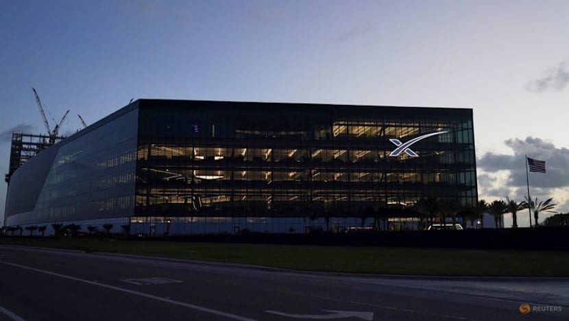 SpaceX launches $25 billion notes offering, source says