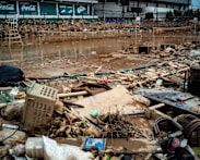 Death toll in Southeast Asia floods tops 300