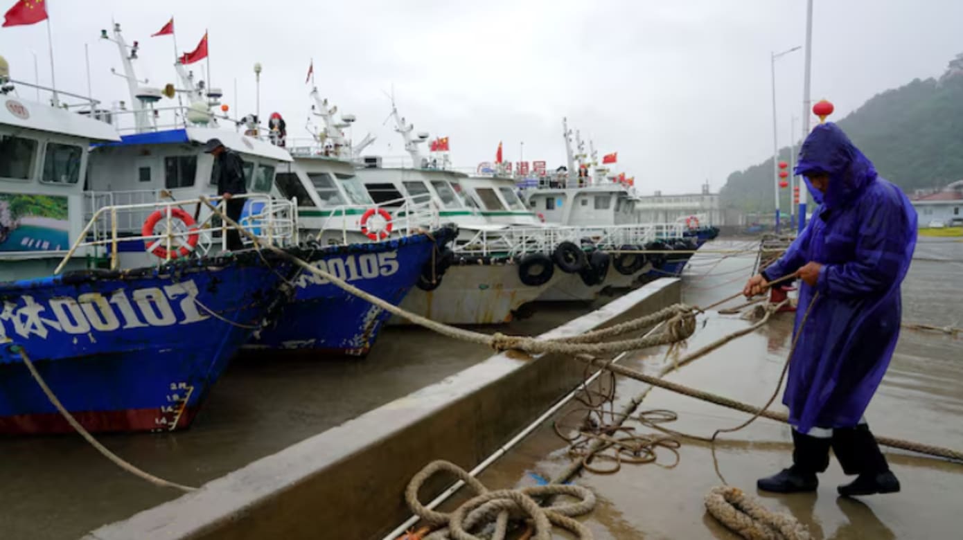 热带气旋“白海豚”继续逼近中国东南沿海