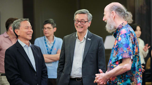谢福华明年卸任国大校董会主席  副主席叶成昌接棒