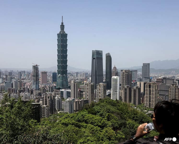 China courts Taiwanese worshippers in religious charm offensive, study shows