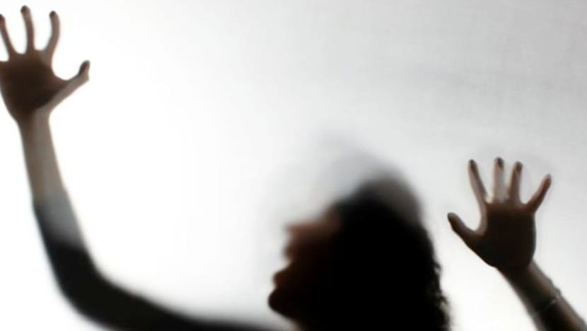 Lelaki lakukan serangan seksual ke atas anak tiri sedang isteri tidur di sebelahnya