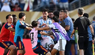 உலகக் கிண்ண இறுதிப்போட்டியில் நடந்த கைகலப்பு: FIFA விசாரணை