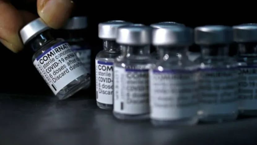 Suruhanjaya Eropah luluskan versi terkini vaksin COVID-19 BioNTech-Pfizer Suruhanjaya Eropah luluskan versi terkini vaksin COVID-19 BioNTech-Pfizer