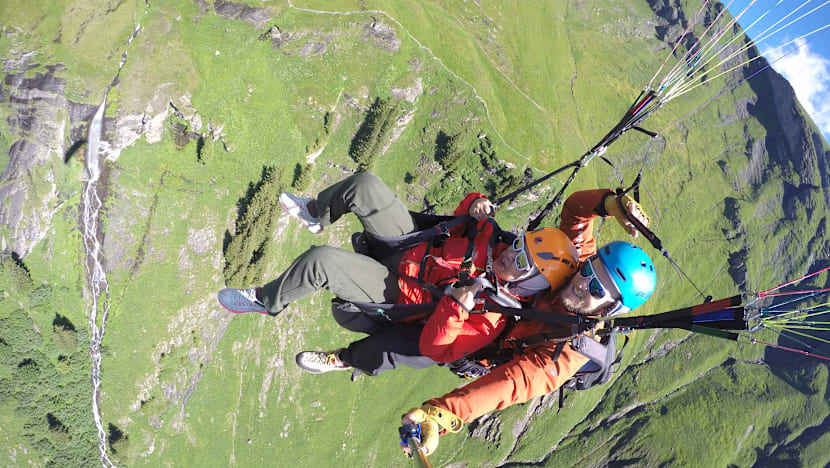 GEN KAKI CUTI: Paragliding di Grindelwald