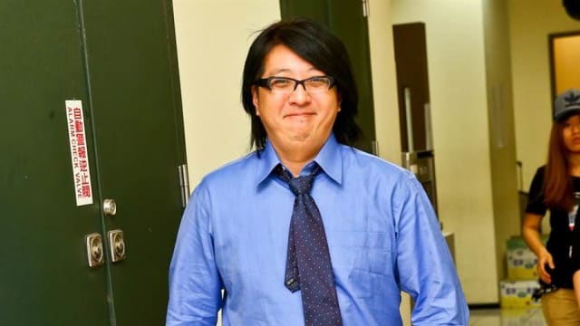 袁惟仁成植物人多年，20岁女儿一句话暗示其现况