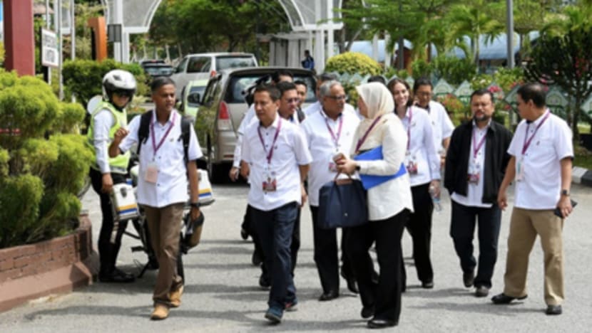 63% keluar mengundi dalam PRK Semenyih setakat 3.00 petang 63% keluar mengundi dalam PRK Semenyih setakat 3.00 petang