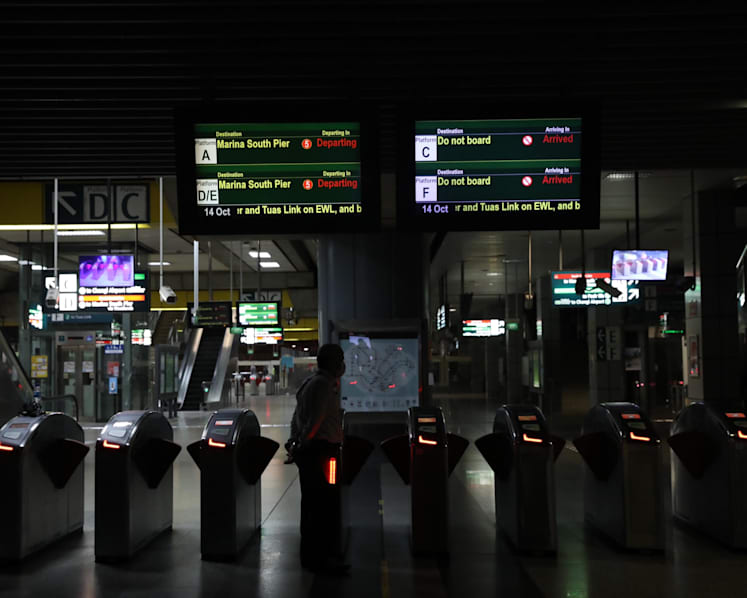 Oct 14 MRT breakdown: Manufacturer to replace power cables along Tuas West Extension, 2 SMRT staff suspended