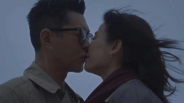 古天乐、宣萱合体发新歌！MV上演跨时空恋曲，结尾甜蜜激吻引热议