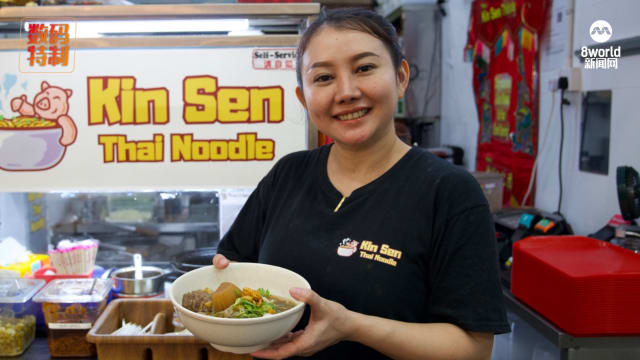 从灯红酒绿抽身 前夜店泰国妈妈桑逐梦餐饮界当小贩