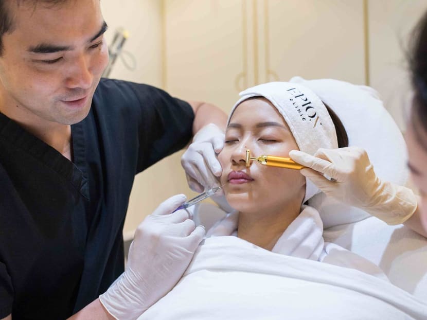 We tell you what it feels like to get aesthetic treatments.