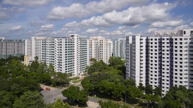西部出现刺鼻化学气味 环境局和民防部队：空气质量正常