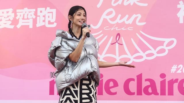 李千娜挺4月孕肚出席活动　害喜症状致消瘦2kg