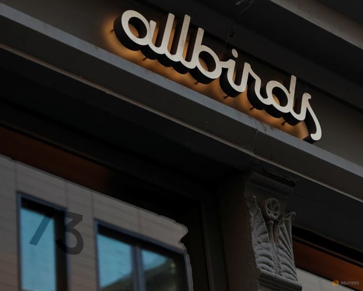 Allbirds shares jump over 500% on plans to pivot to AI from sneakers