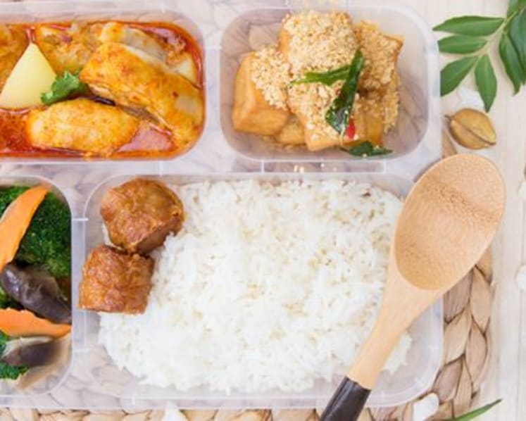 Licences of 2 caterers suspended after 39 people hit with gastroenteritis; 1 person still in hospital