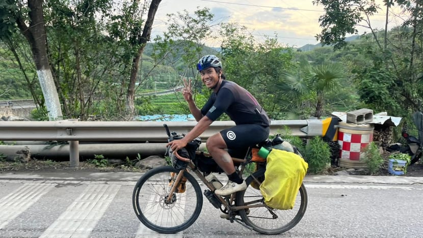 Anak muda SG Ramadhan Rajab berbasikal ‘solo’ teroka 6 negara Asia Anak muda SG Ramadhan Rajab berbasikal ‘solo’ teroka 6 negara Asia