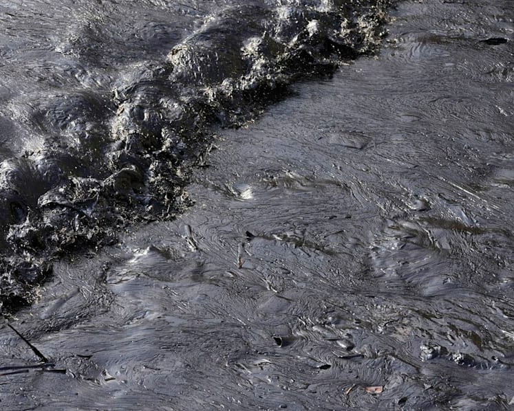 Waves from eruption in Tonga cause oil spill in Peru