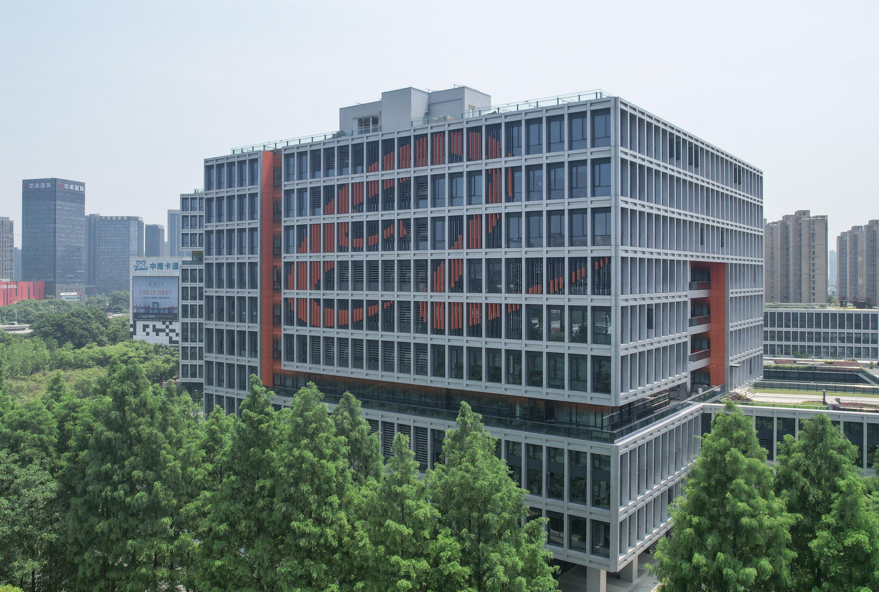 阿里巴巴分拆六大业务具条件独立融资上市- 8world