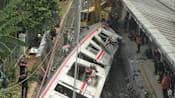 Kecelakaan-kereta-api-bekasi-5