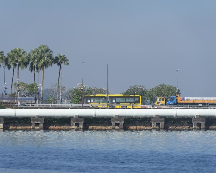 New shuttle bus service between Woodlands Checkpoint and JB CIQ Complex from Friday