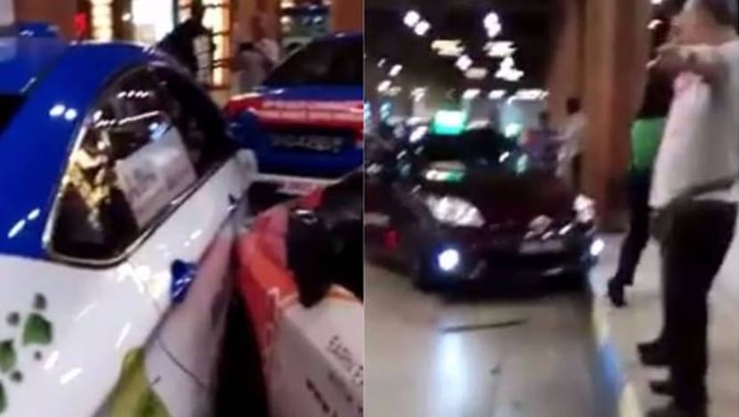 Teksi ComfortDelgro, SMRT berlanggar di Resorts World Sentosa