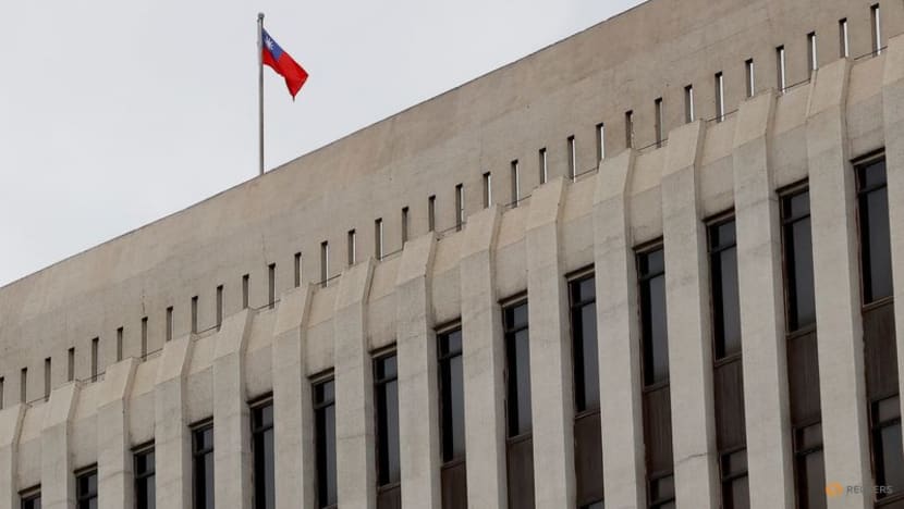 Taiwan says tariff talks with US did not discuss exchange rate, as currency soars Taiwan says tariff talks with US did not discuss exchange rate, as currency soars