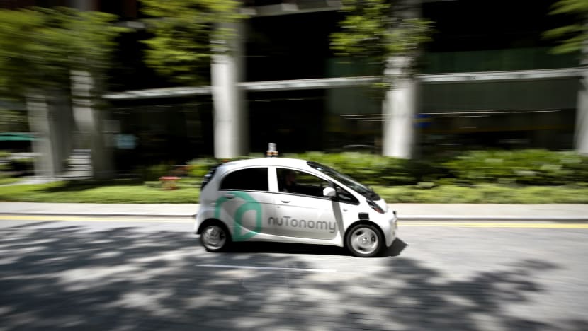 Firm puts public trials of self-driving vehicles on hold after accident