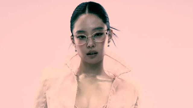 Jennie被中国经纪人爆曾与一位“内娱顶流男星”相恋？！