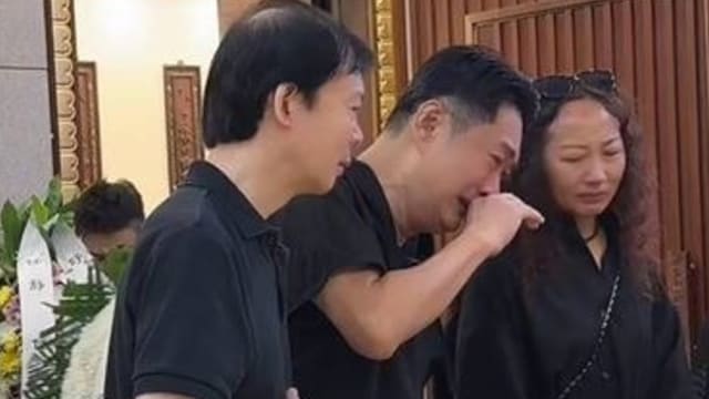 千百惠北京告别式　黄安哭送47年老友最后一程！