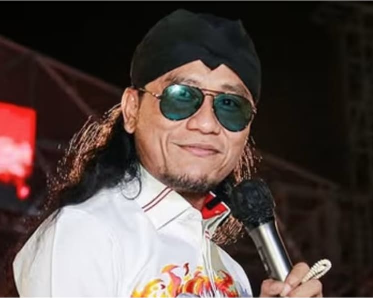 Prabowo’s special envoy Gus Miftah resigns after uproar over him calling street vendor ‘stupid’