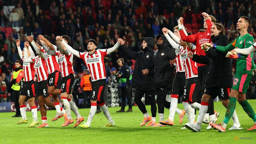 PSV come from behind to hand Napoli six of the best