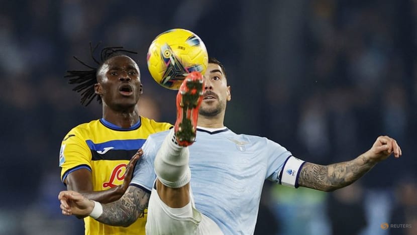Atalanta's winning streak ends in 1-1 draw at Lazio Atalanta's winning streak ends in 1-1 draw at Lazio