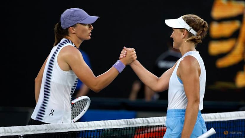 Swiatek beats Inglis to end Australian hopes, reach quarter-finals