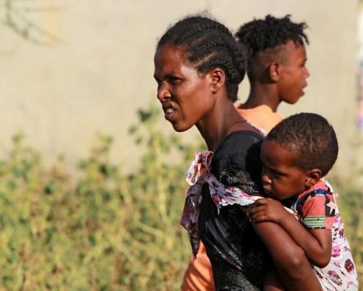 Ethiopia warns civilians of 'no mercy' in Tigray offensive