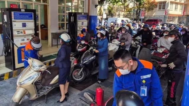 越南一天内两度调油价 柴油价格翻倍后下调