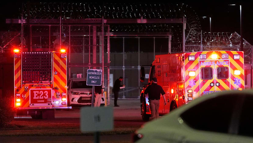 Tennessee woman in hospital after execution 'failed': Lawyers