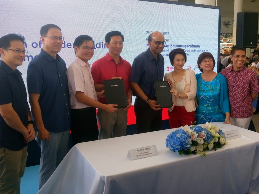 Deputy Prime Minister Tharman Shanmugaratnam and Education Minister (Higher Education and Skills) Ong Ye Kung at the launch of the MySkillsFuture portal and SkillsFuture Advice for Individuals initiative. Photo: Faris Mokhtar/TODAY