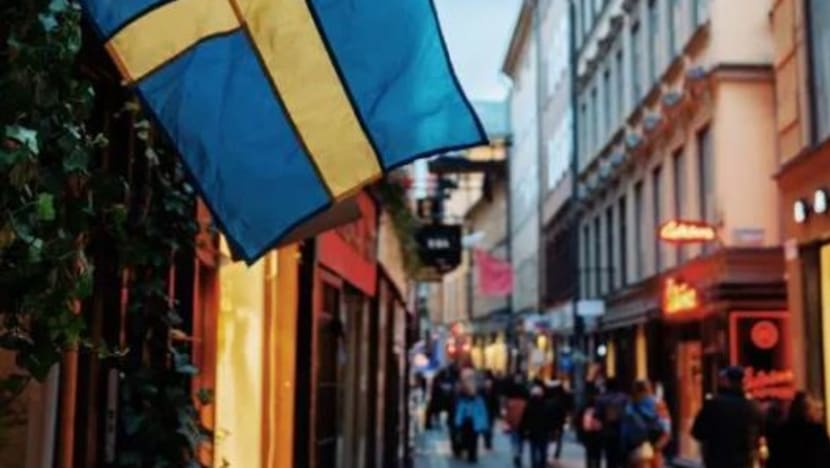 Kedutaan Malaysia di Sweden keluarkan amaran perjalanan susuli rentetan insiden bakar al-Quran Kedutaan Malaysia di Sweden keluarkan amaran perjalanan susuli rentetan insiden bakar al-Quran