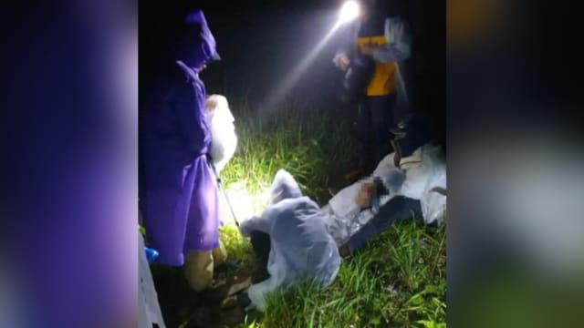 网传中国女子“穿吊带”登山失温遇难 景区回应：她穿了相应的衣物