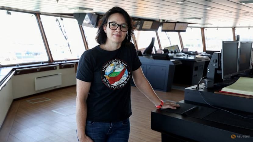 Scientists sail for Greenland to study glacier melt risk