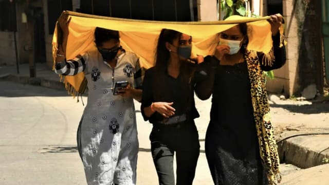 路面融化 多人死亡 亚洲史上最热4月